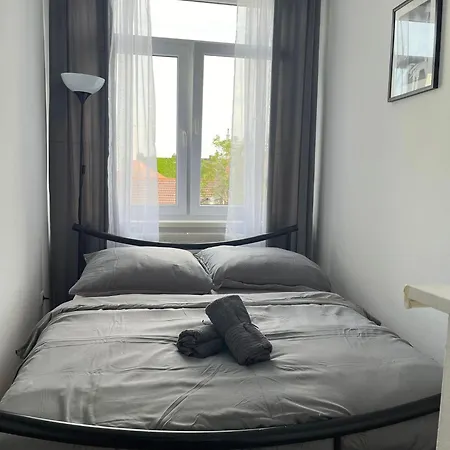 1st Plaza Appartement *
