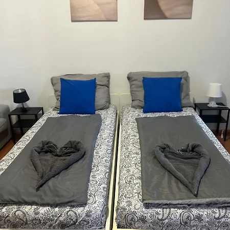 Blue Plaza Apartmán *